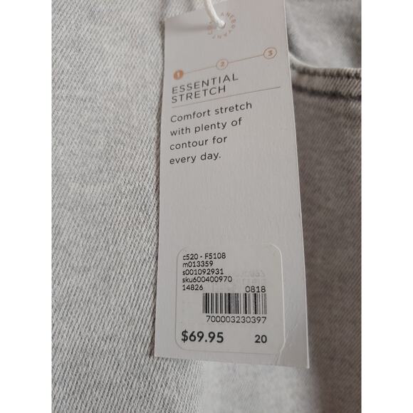 NWT Lane Bryant Essential Stretch Girlfriend Crop Pants sz 20 - Picture 3 of 7